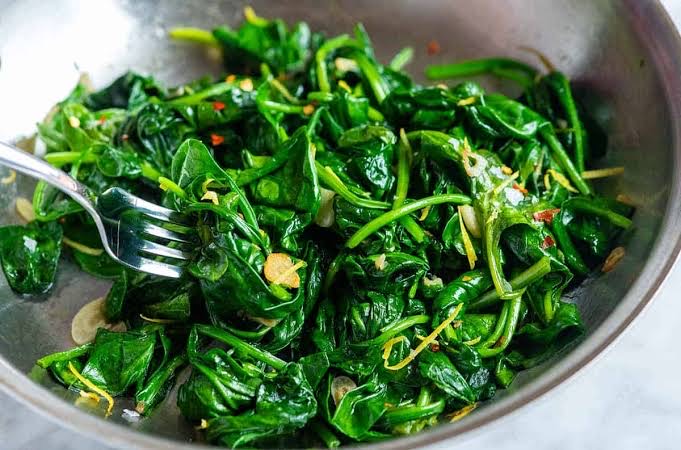 Unlocking the Nutritional Benefits of Spinach for Managing Sickle Cell Disease in Nigeria 35EE88B1-5D21-4C2F-8F84-49C56F466A12